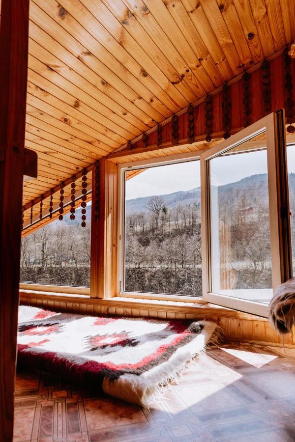 Акорди Плеса Yaremche Luaran gambar