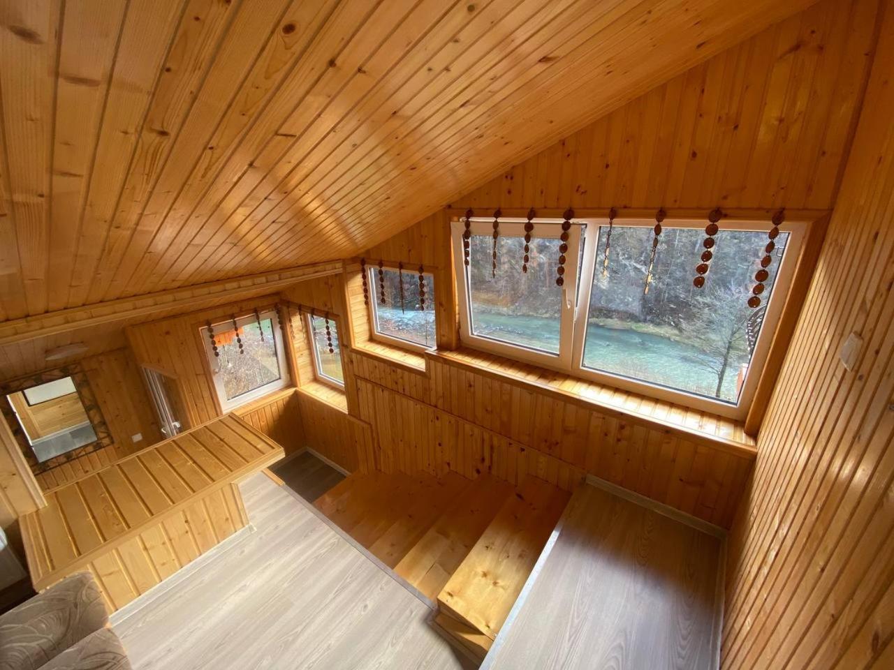Акорди Плеса Yaremche Luaran gambar